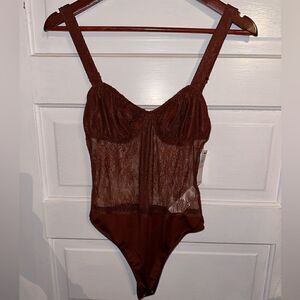 NWTs DANIELLE BERNSTEIN Lace Bodysuit Size 2